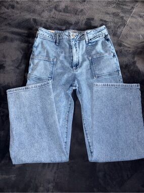 Kut from the Kloth Light Blue Straight Leg Jeans